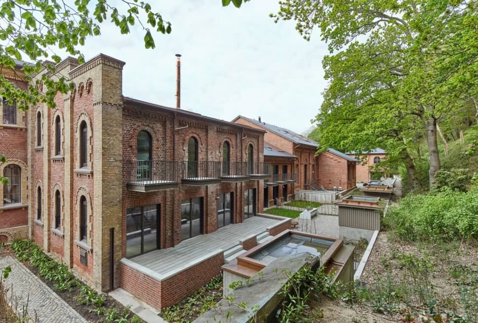 Zum Wohnraum sanierte historische Industriearchitektur aus Backstein