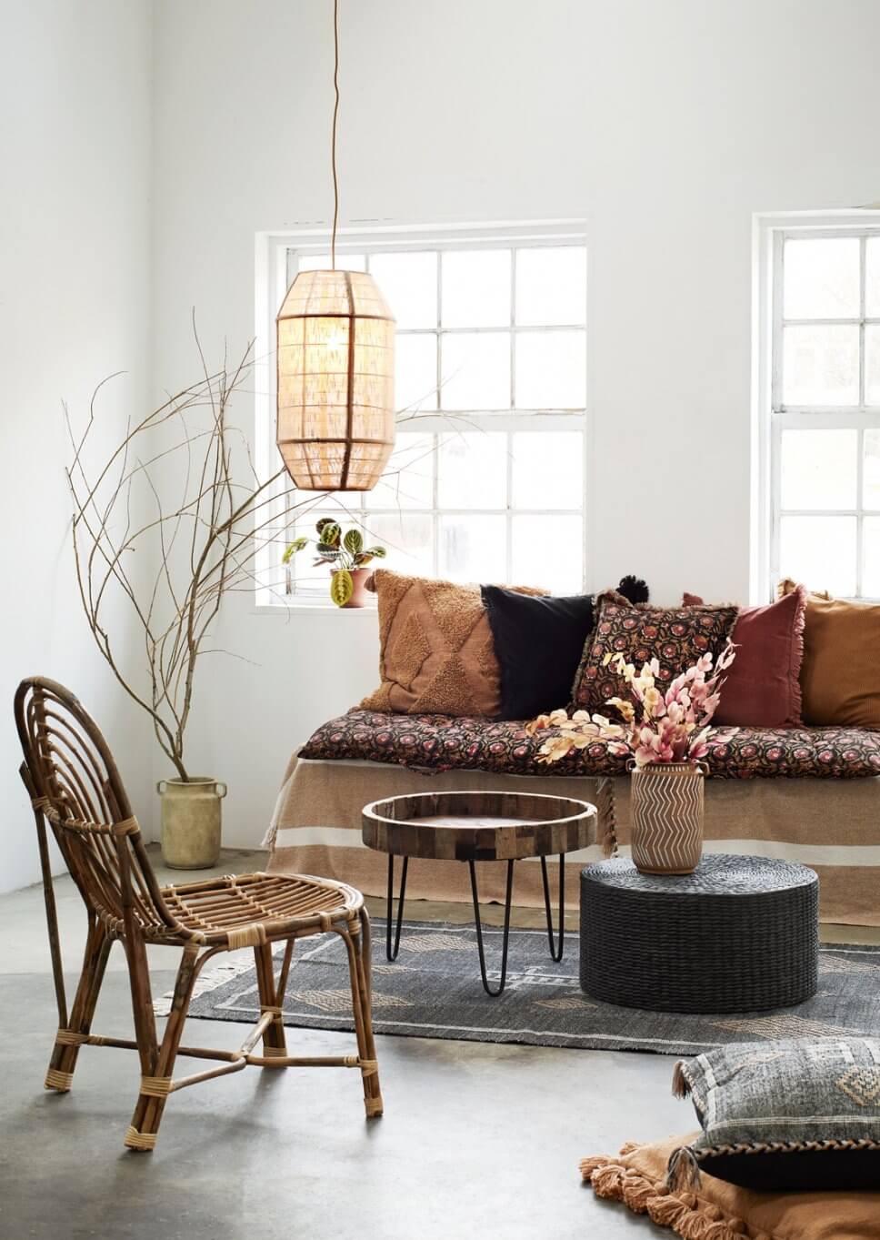 Skandinavisch gemütlich eingerichtetes Wohnzimmer