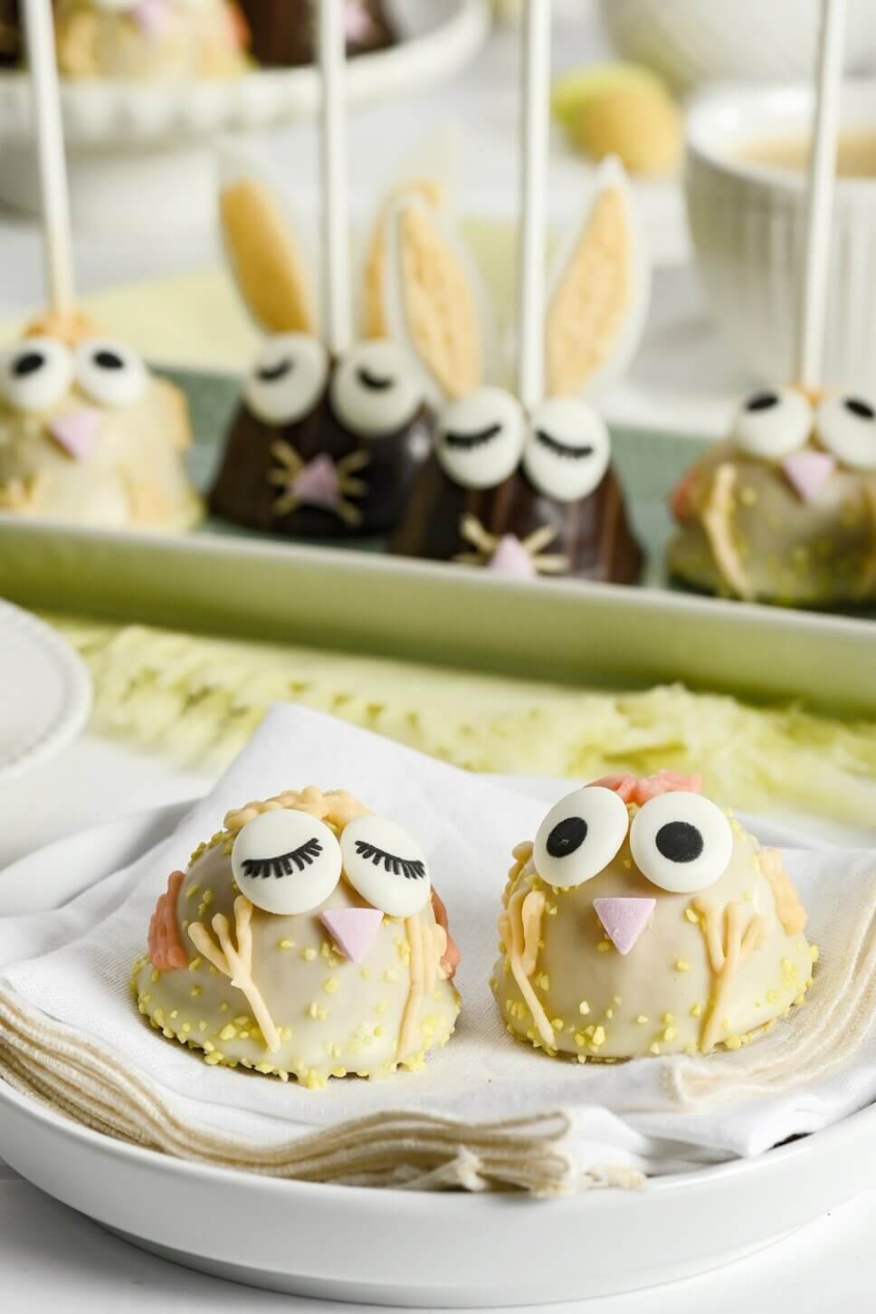 Cakepops in Kükenform