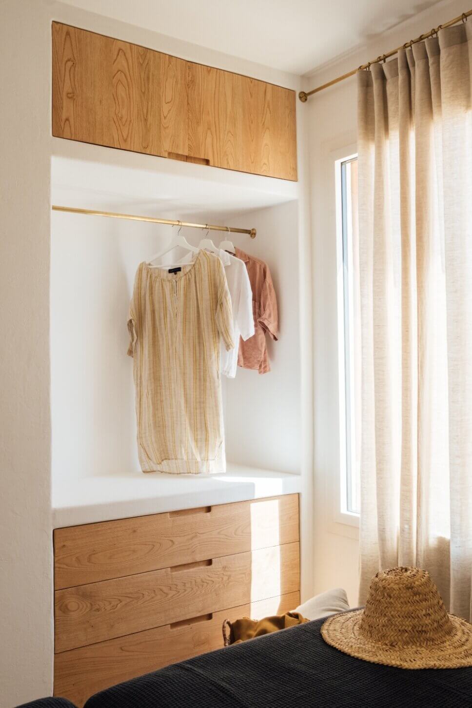 Schlafzimmer in moderner spanischer Finca