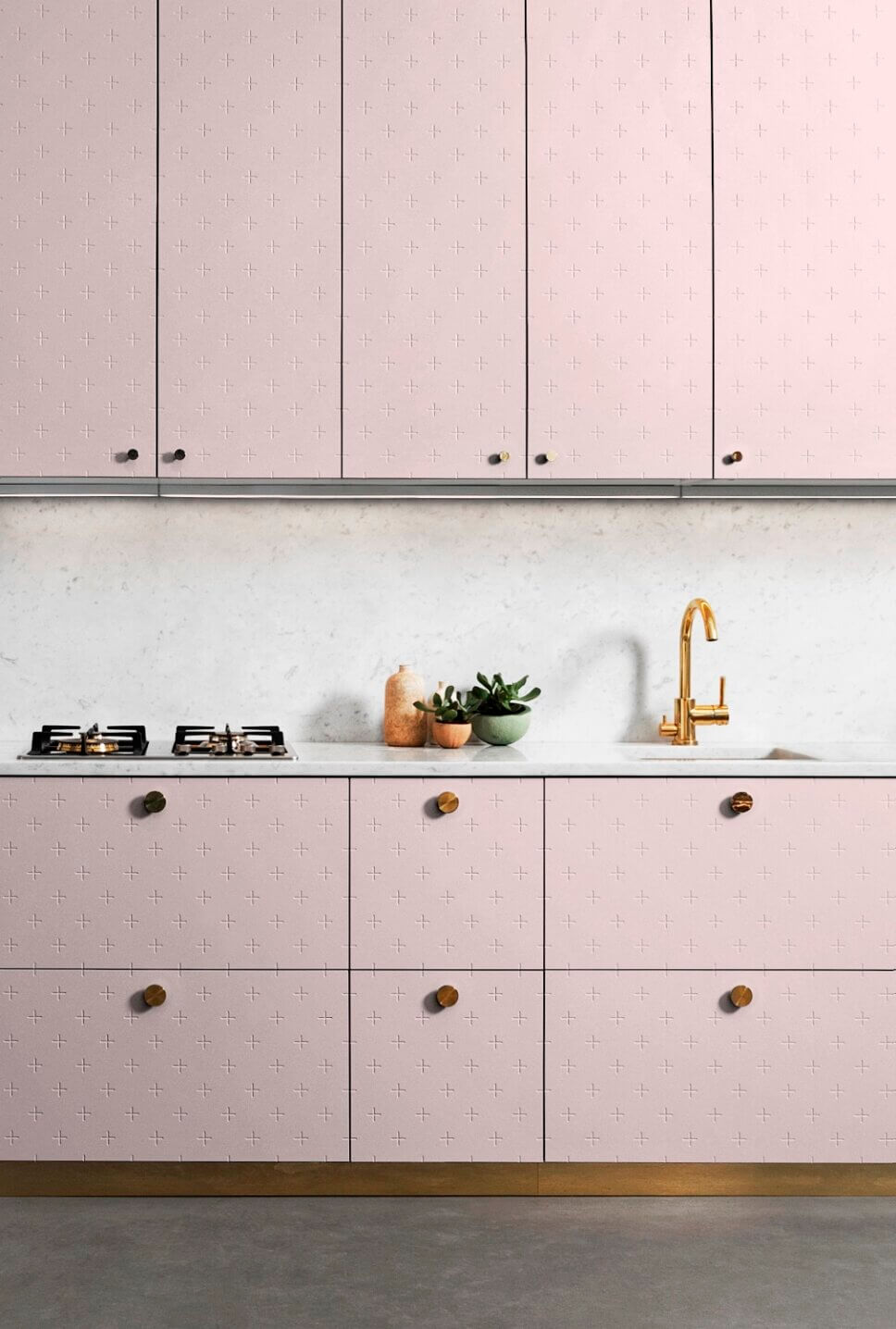 Offene modern eingerichtete Küche