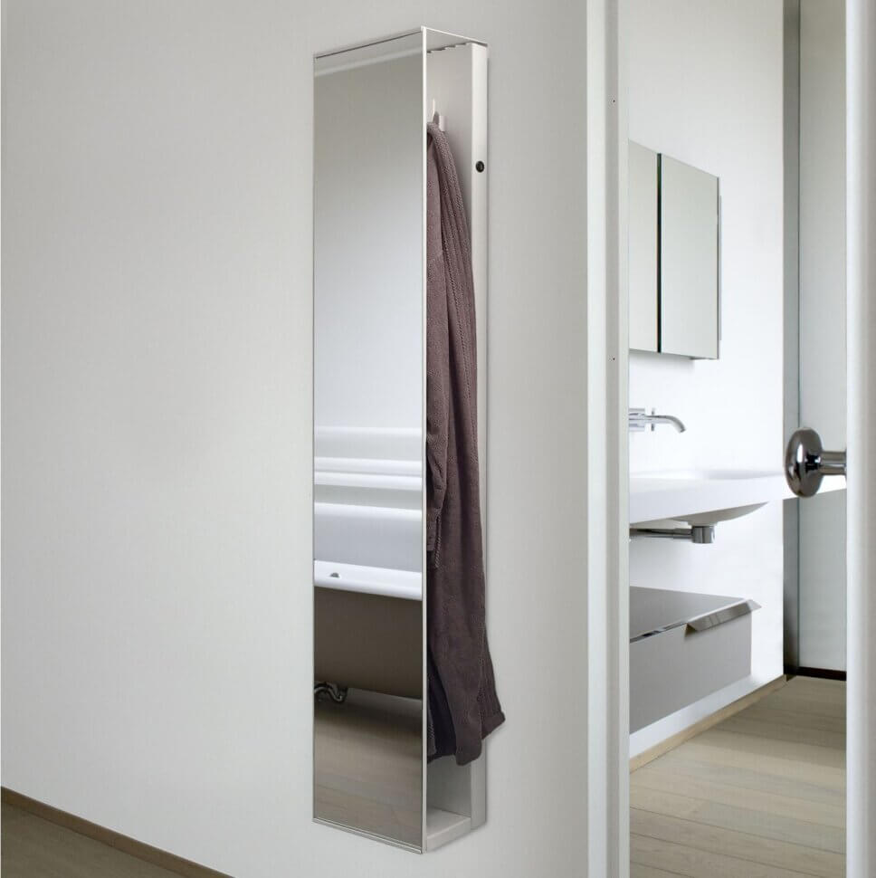 Modern eingerichteter Flur mit formschön gestaltetem Heizkörper