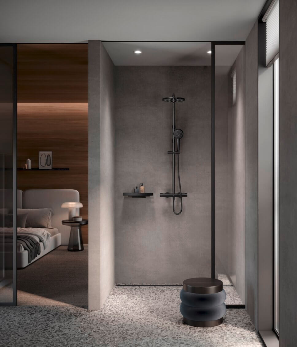 Modern eingerichtetes Badezimmer mit Dusche