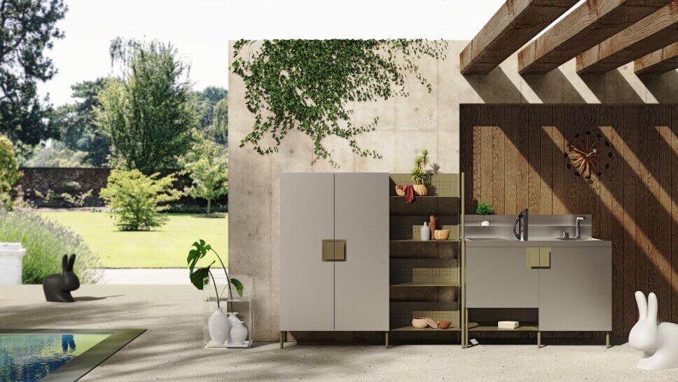 Modulare Outdoorküche mit Spülbecken auf Terrasse